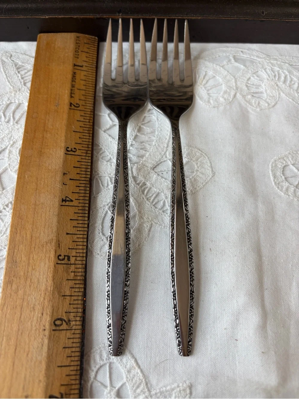 IS Fascination decorator stainless flatware place setting replacement flatware